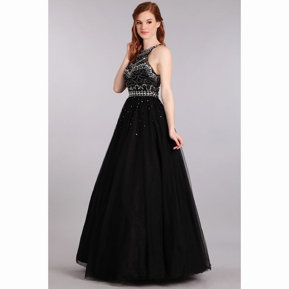 SLEEVELESS Black Ballgown 1693 - Picture 1 of 7